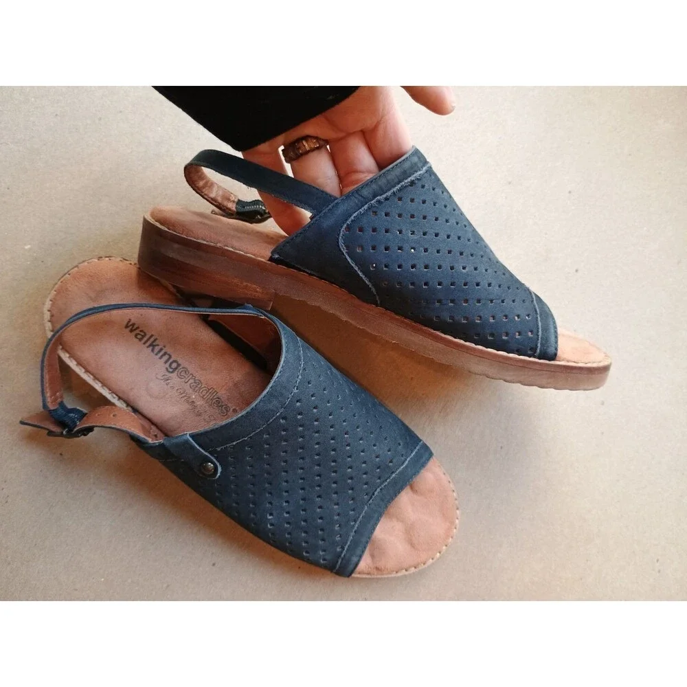Walking Cradles Women’s Juliette Sandals Leather Slingback Size 6 Navy - Picture 9 of 9
